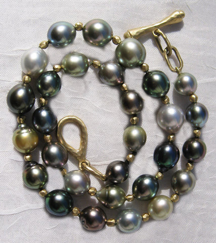 Tahitian Rainbow Pearl(9x12mm) GoldBall Necklace(18k)