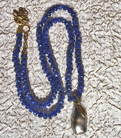 Mediterranean Sapphire Necklace / Tahitian Keshi Pearl Pendant(18k)