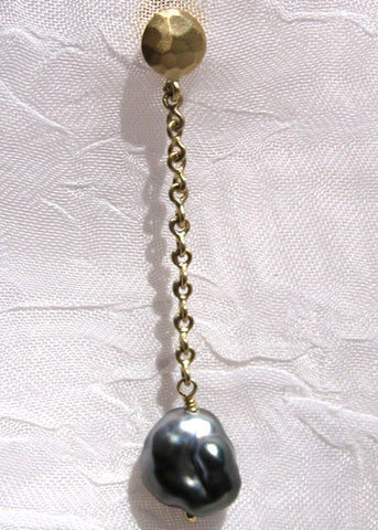 GoldFlatDome Shorter InfinityChain Keshi Pearl Earring