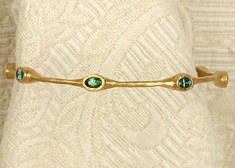 Caribbean Tourmaline 8 Oval Bangle