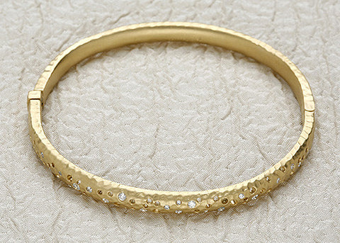 Holy Diamond Bangle(.50ctw)(18k)