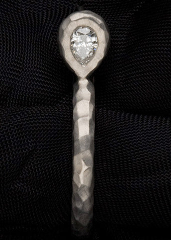 DiamondRhombus Anjou MediumHoop(.40ctw)(18k)