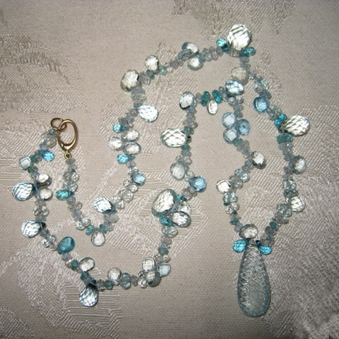 Seychelles 17" Rapt Teardrop Necklace, Carved Pendant(apatite/aquamarine/blue topaz)(14k)